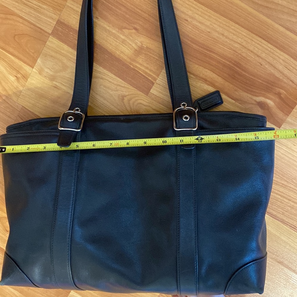 Large Coach Bag - Picture 16 of 16